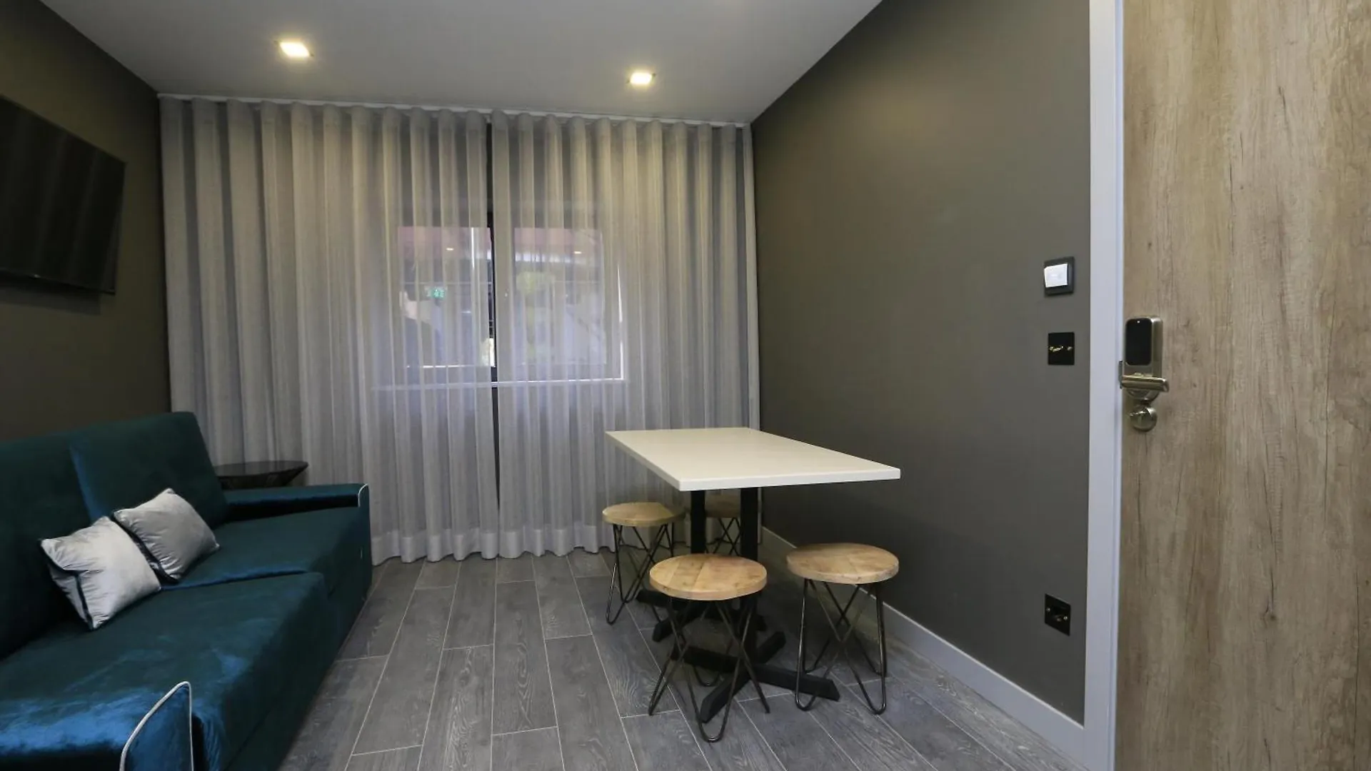 Lisbon Charm Flats Apartment 0*,  Portugal