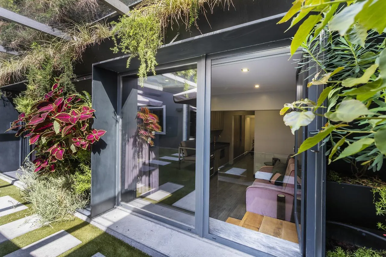 Lisbon Charm Flats Apartment