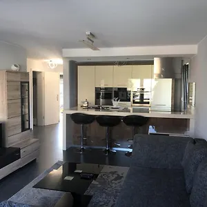  Appartement Entire In - 2 Bedrooms Luxemburg